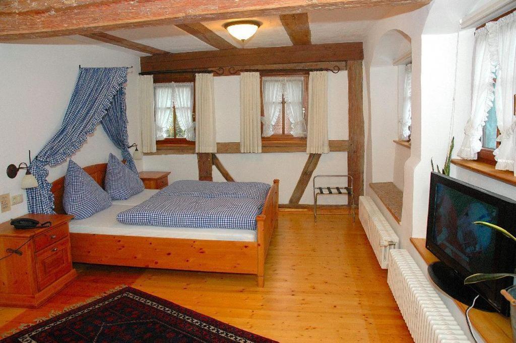 Zum Falken Hotel Tauberzell
